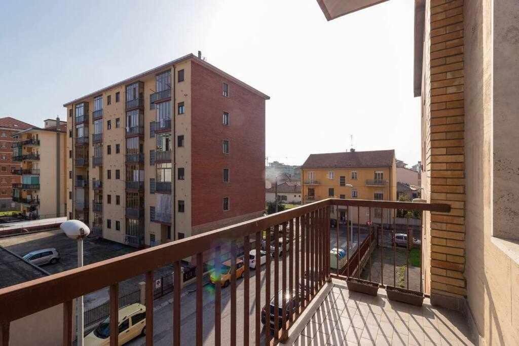 Appartamento A Pochi Passi Dalla Stazione Comodo A Coppie E Famiglie, Casa Ferrucci Collegno Dış mekan fotoğraf